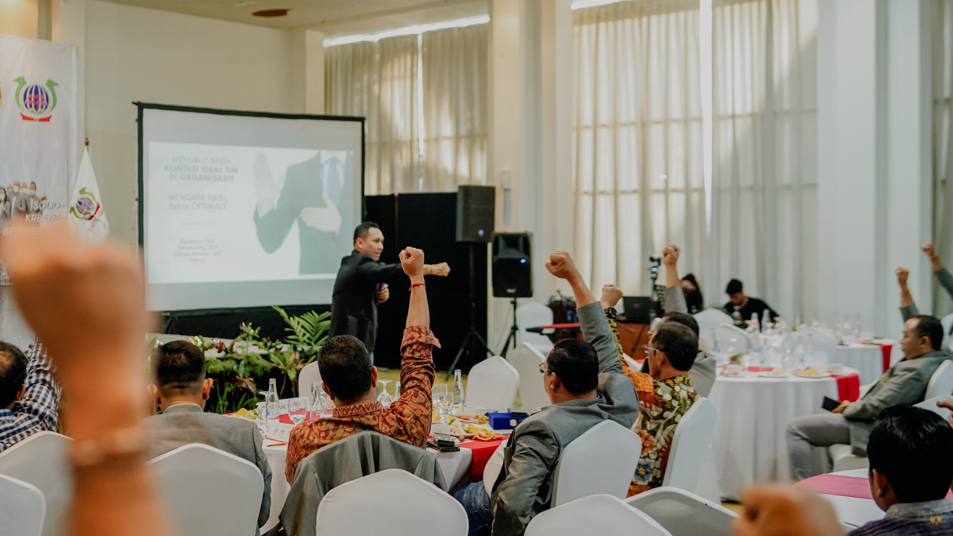 Pelatihan Leadership di Bali bersama Coach Wira : Membangun Pemimpin Masa Depan